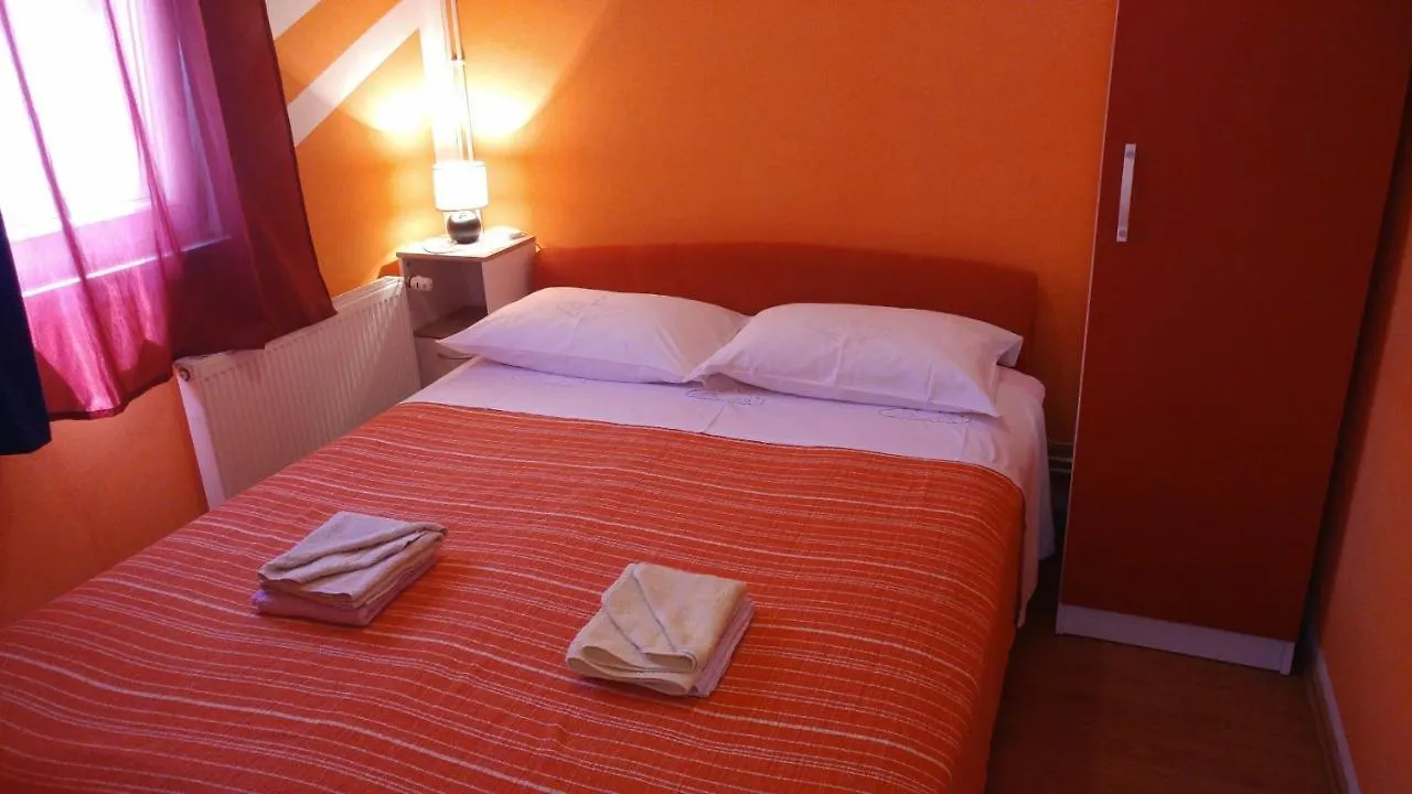 Apartment Tina Trogir 0*,  Croatia